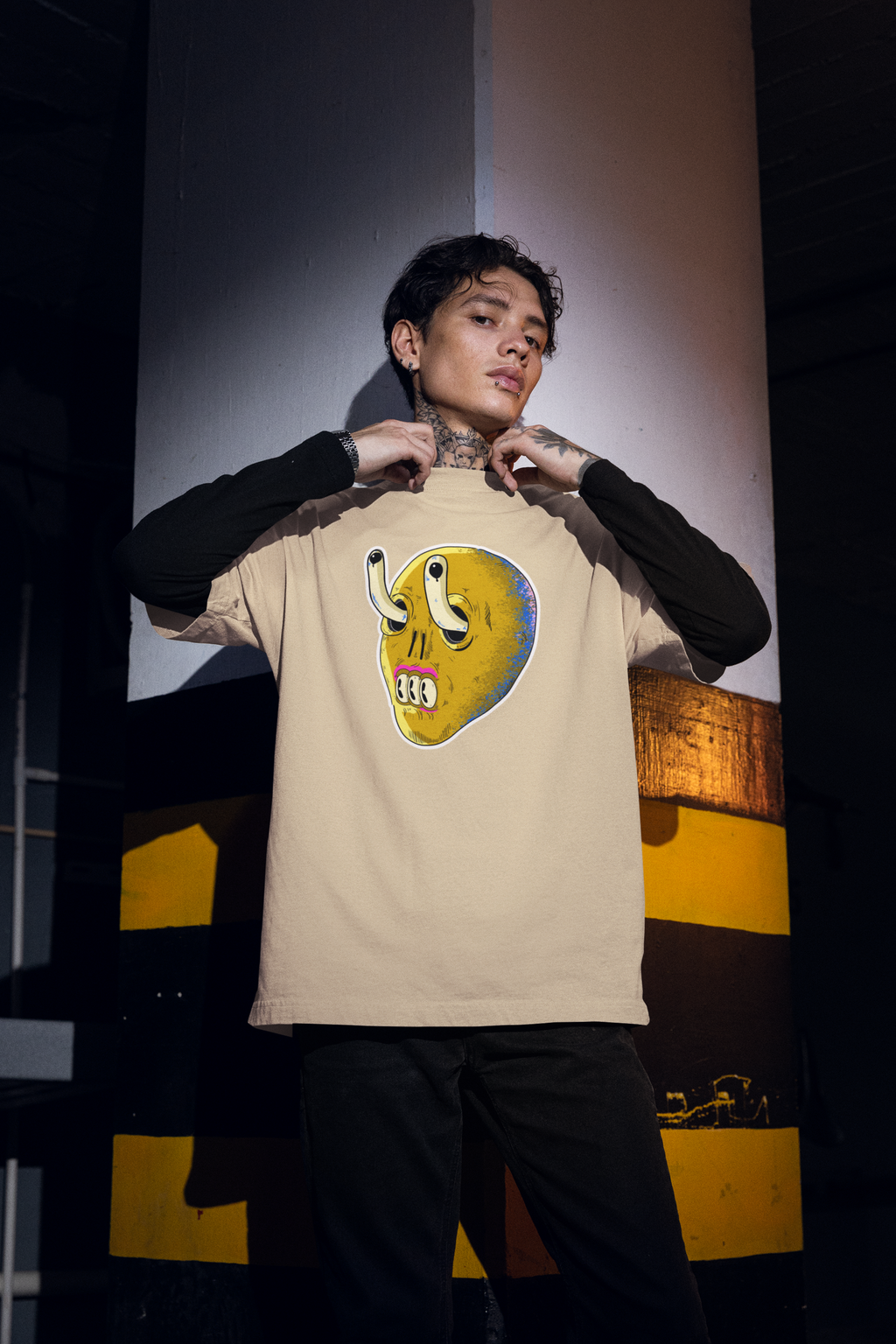 oversized t-shirt surreal abstract design streetwear GENSO